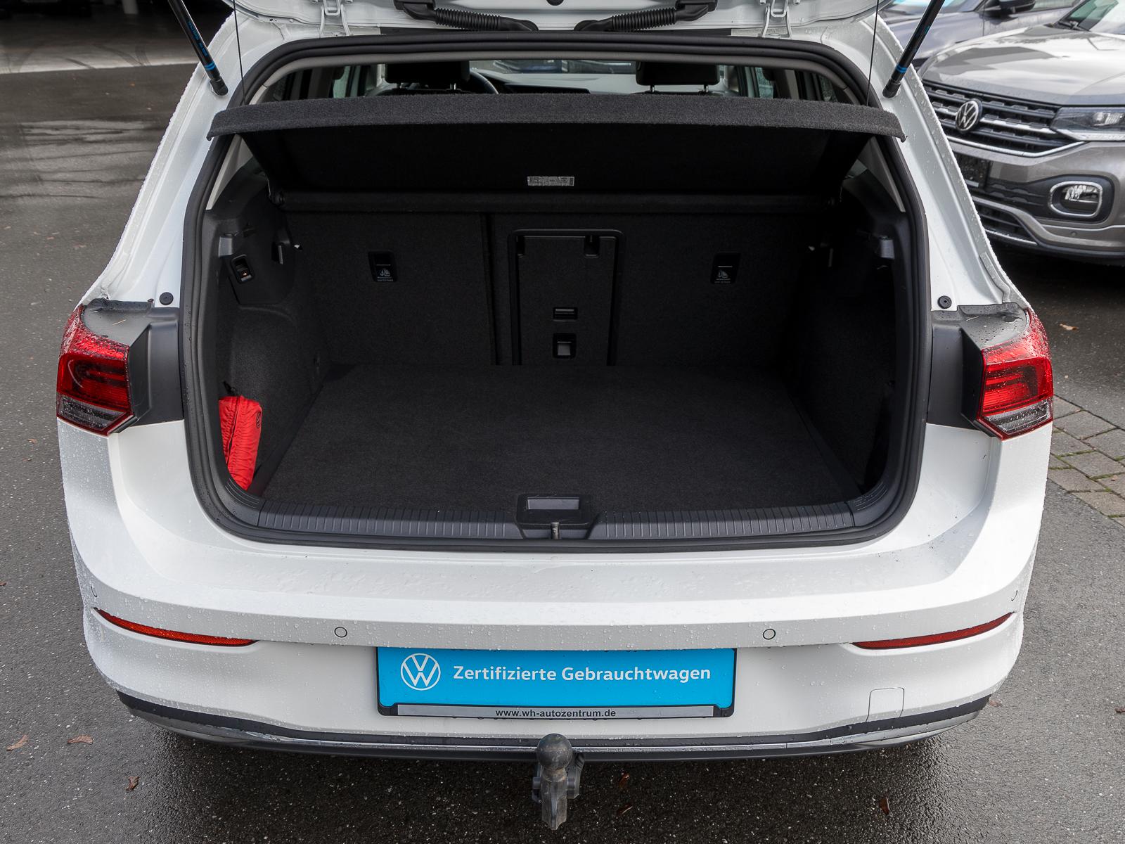 Volkswagen Golf VIII 1.5 TSI Style STANDHZG AHK NAVI LED HU