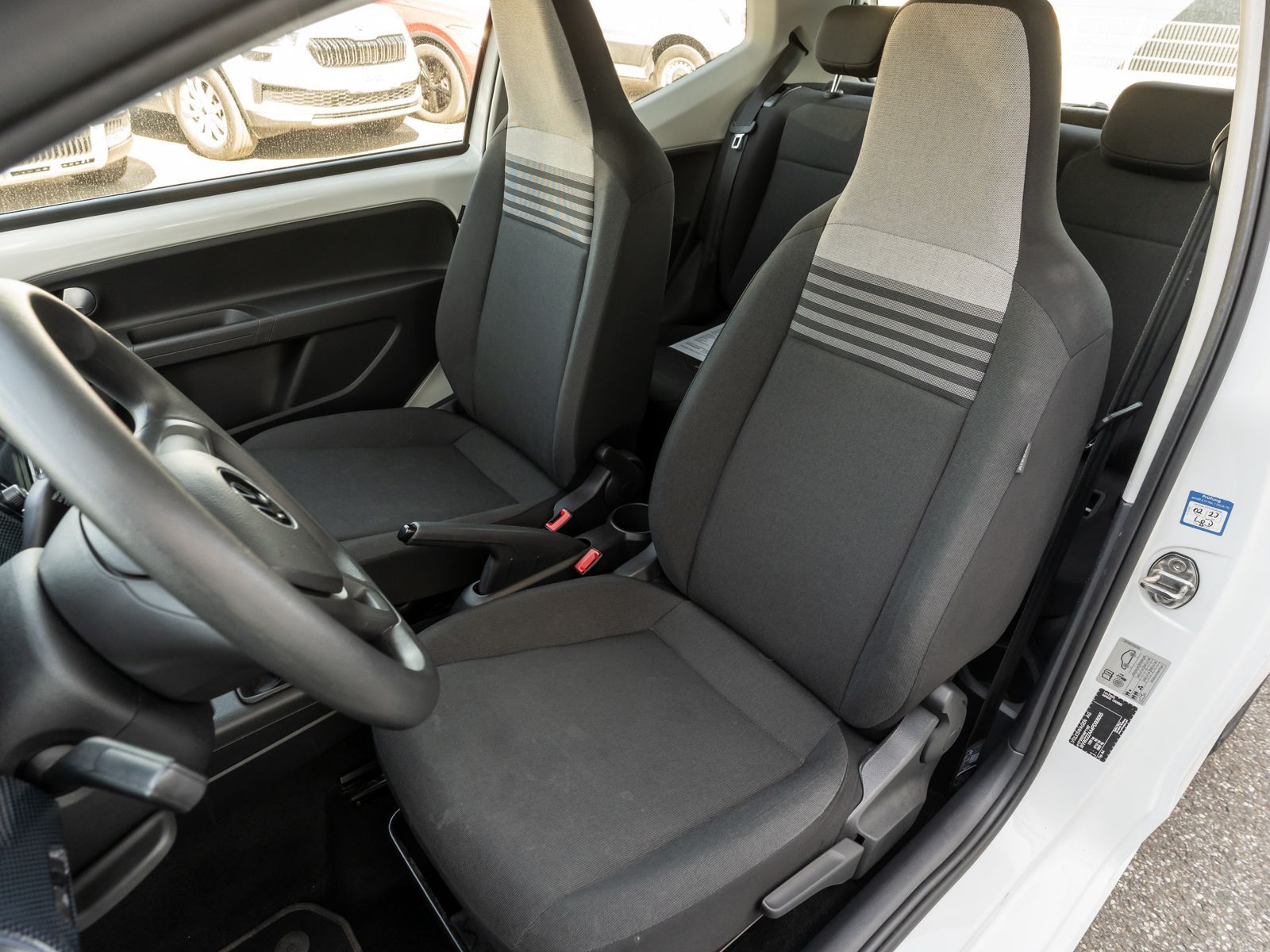Volkswagen up! - Bild 19