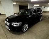 BMW 1er 120d Schwarz Metallic Diesel Autom... - mit Diesel-Antrieb: Limousine, Metallic