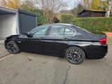 BMW 520d xDrive A - Diesel - Scheckheftgepflegt - BMW 520: Limousine, 520d