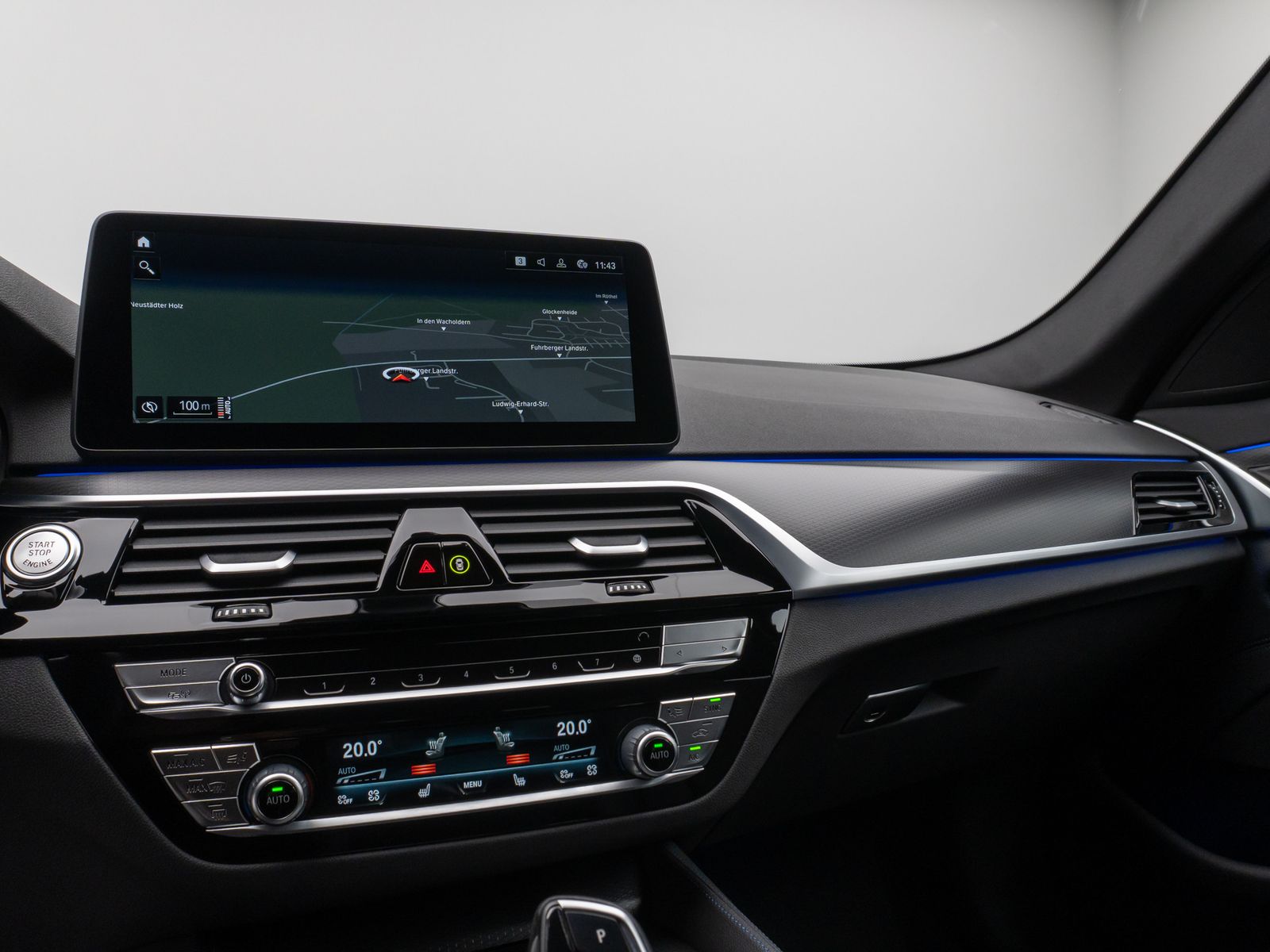 Fahrzeugabbildung BMW 530d M Sport Kamera Laser HUD DAB HiFi Komfort