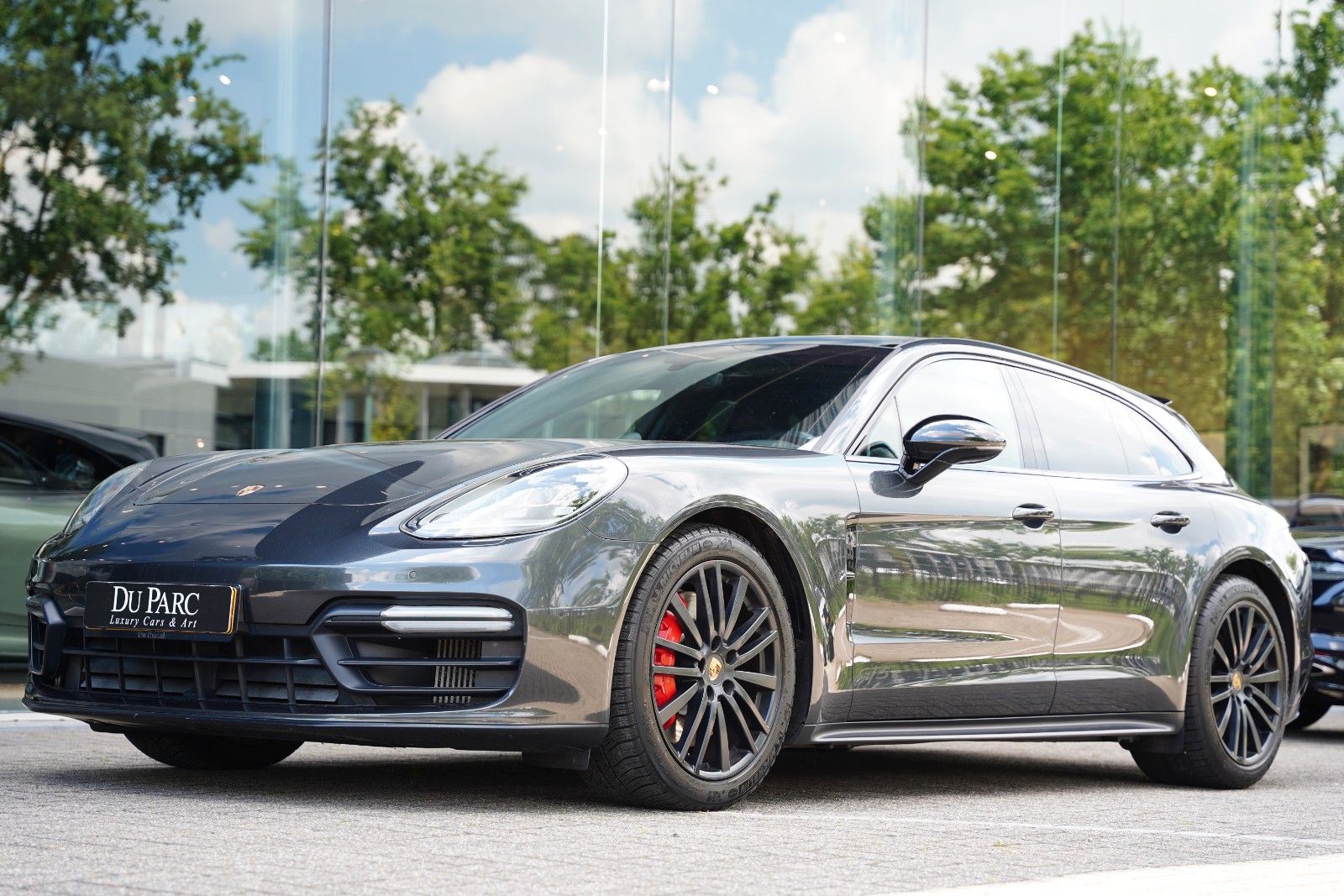PORSCHE Panamera Sport Turismo GTS