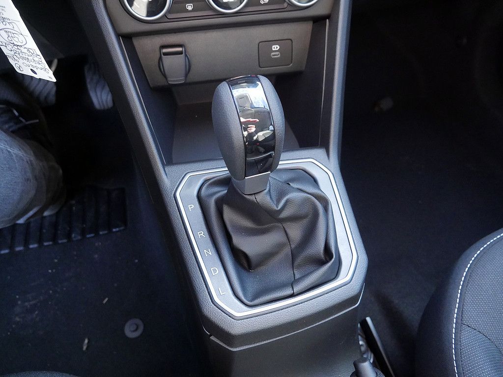 Fahrzeugabbildung Dacia Sandero Stepway Expression TCe 90 CVT Automatik