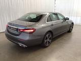 Mercedes-Benz E 200 9G-T AVANTGARD MBUX-INFO KAMERA TOTW PARKP - gebrauchte Mercedes-Benz E 200 aus dem Jahr 2023