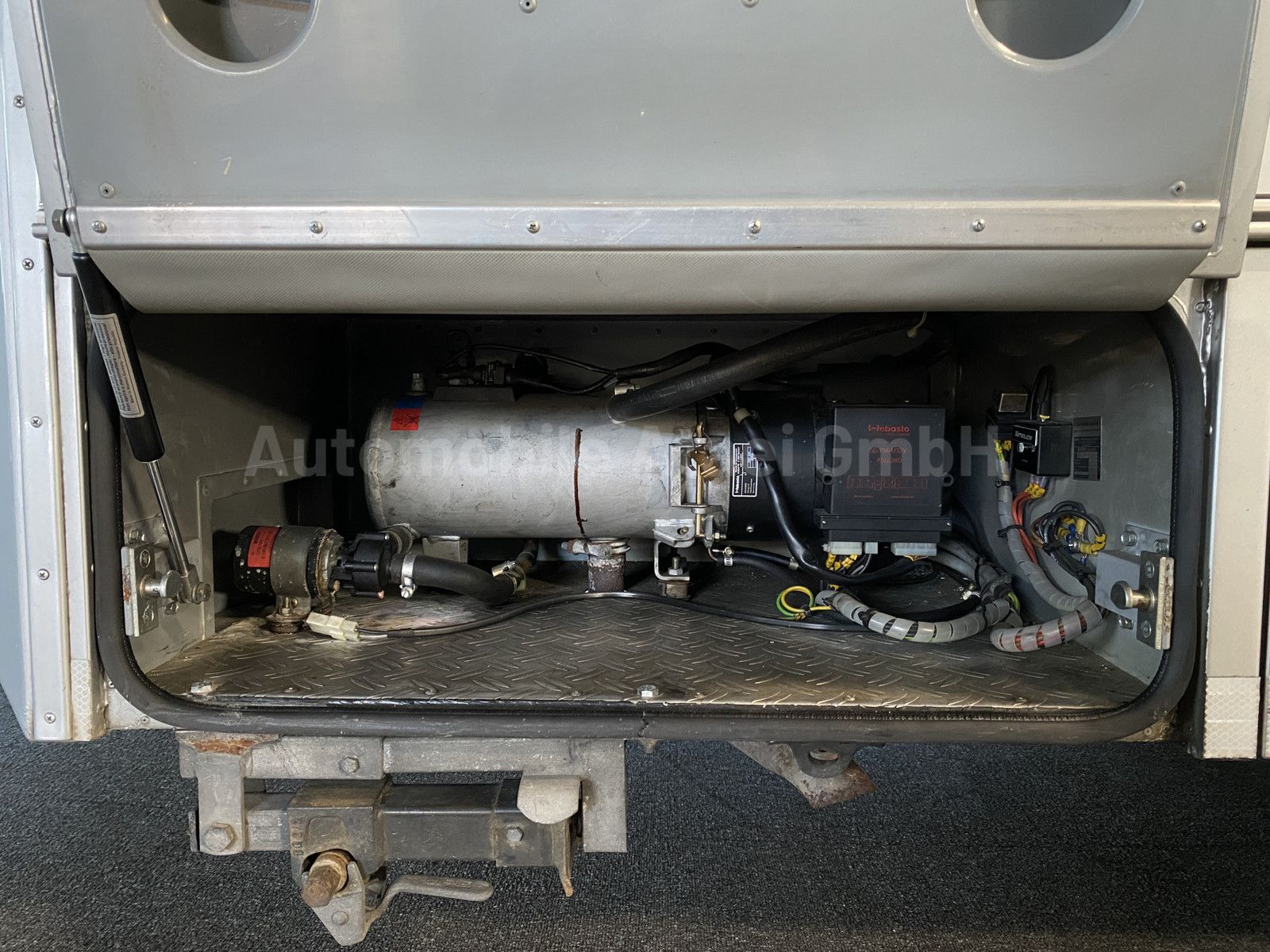 Fahrzeugabbildung Mercedes-Benz T2 711D *Behörde/ Camper* ORIGINAL 27.050 KM