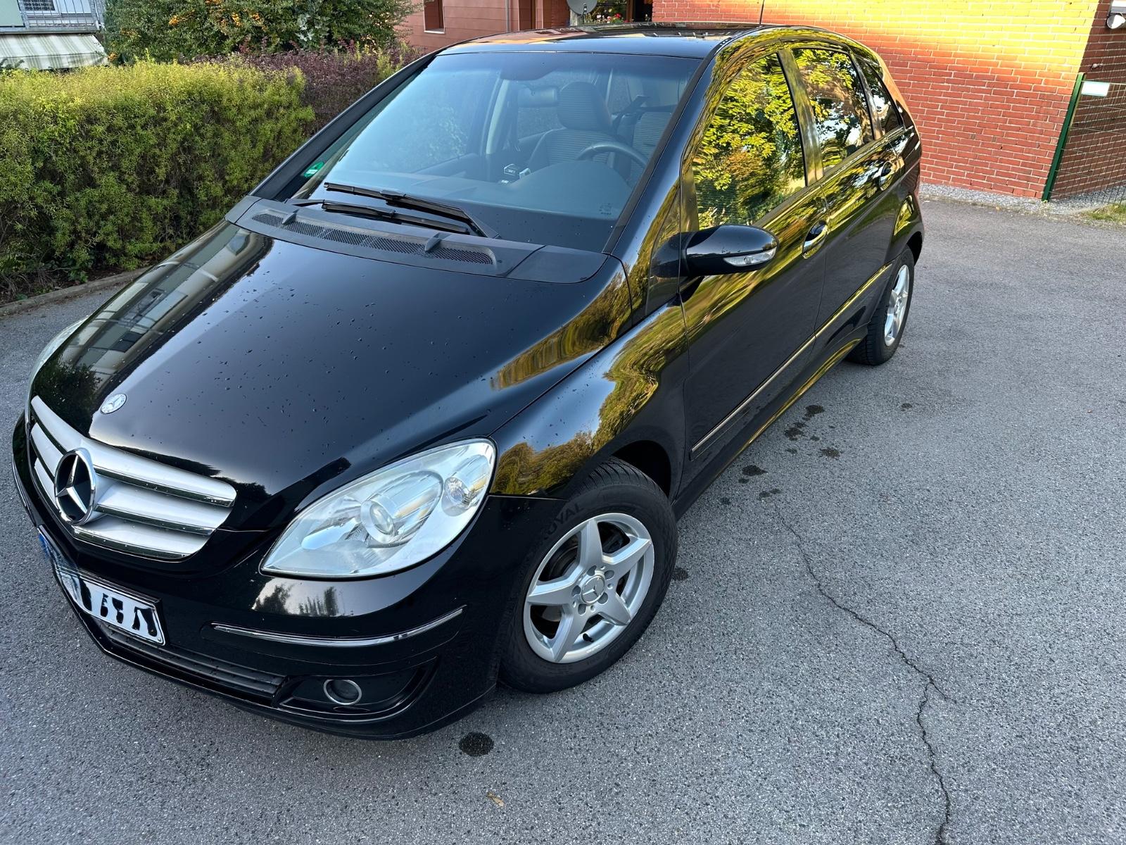 Mercedes-Benz B170 2006 — engine 1.699 cm³, 116 HP (85kW)