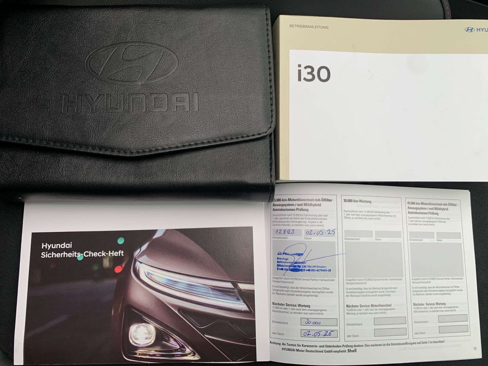 Fahrzeugabbildung Hyundai i30 1.5 T-GDI N Line Mild-Hybrid Pan.Dach Sitz P