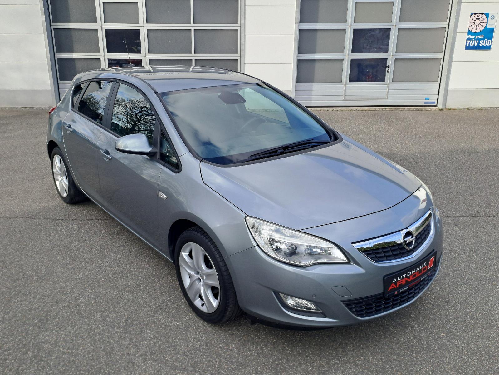 Opel Astra 1.4 Turbo Edition