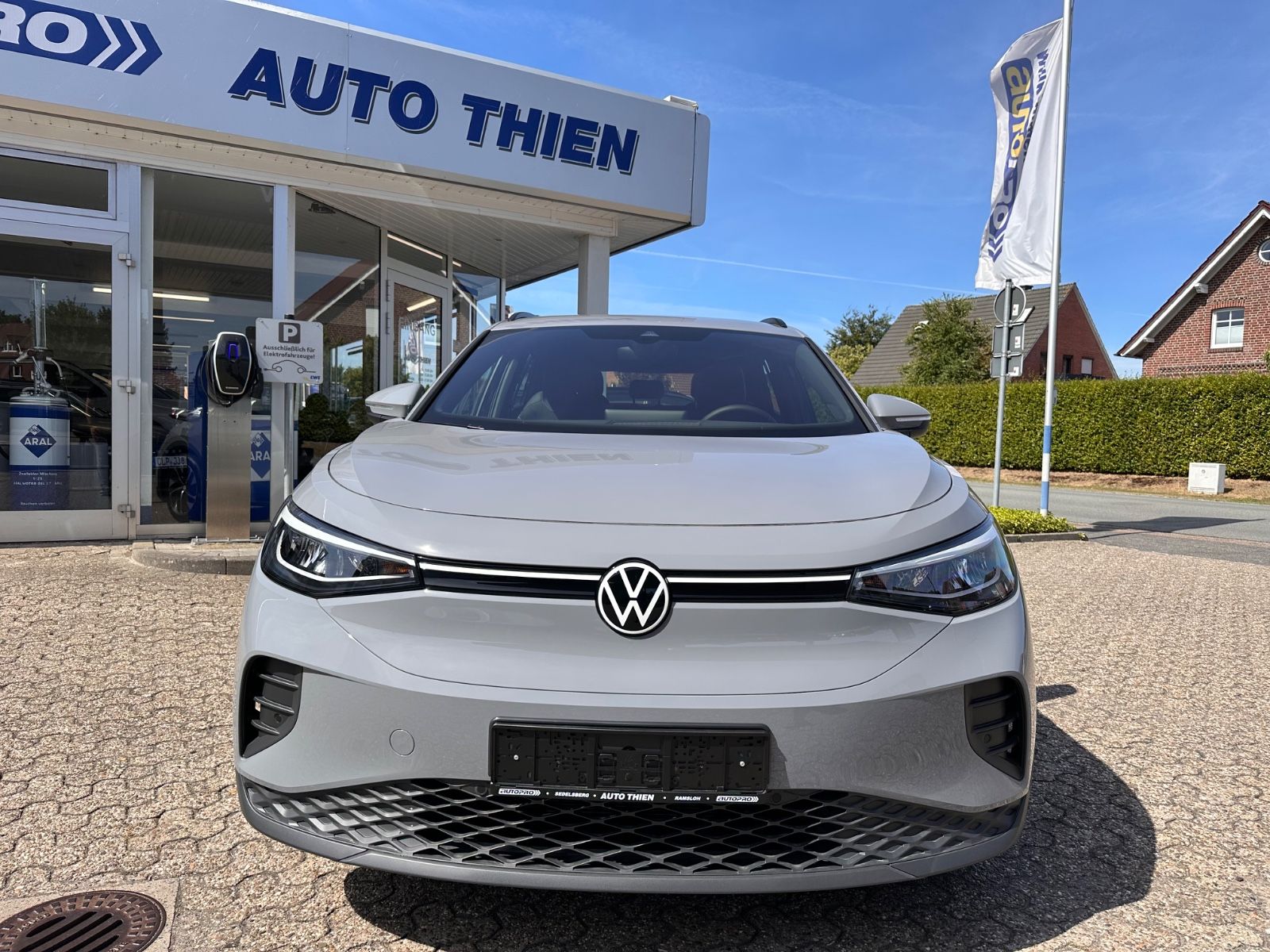 Fahrzeugabbildung Volkswagen ID.4 Pro 82 kWh APP/ACC/NAVI/SHZG/RFK