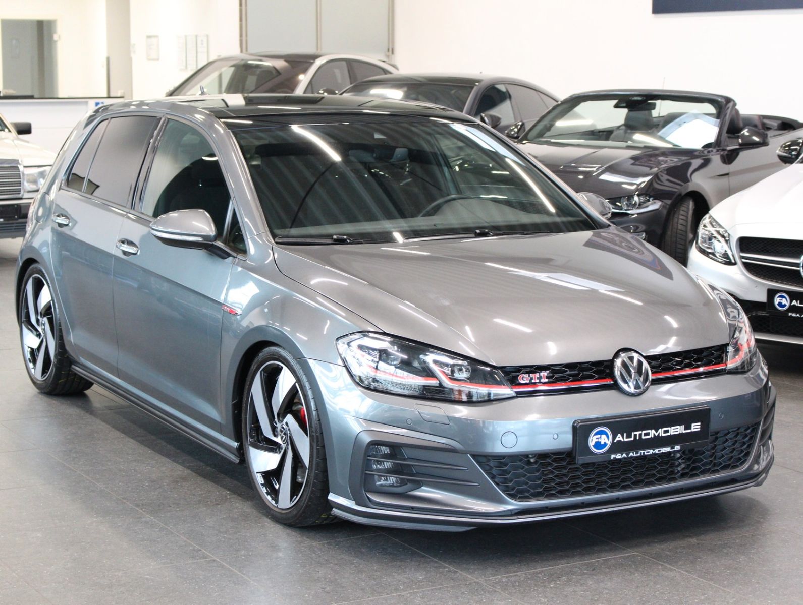 Fahrzeugabbildung Volkswagen Golf VII GTI Performance 1. Hand*Standhzg*JP Per