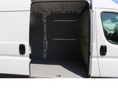 Fahrzeugabbildung Citroën Jumper 3,5 L3H2 Heavy BlueHDi 180 Automatik