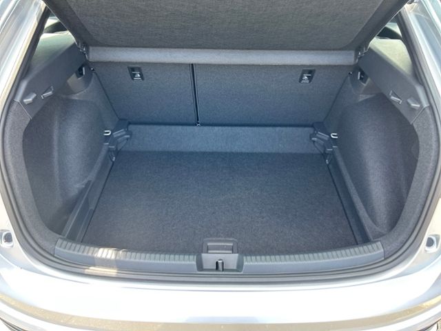 Fahrzeugabbildung Volkswagen Taigo 1,0 TSI R-LINE LED MATRIX APP CONNECT DAB