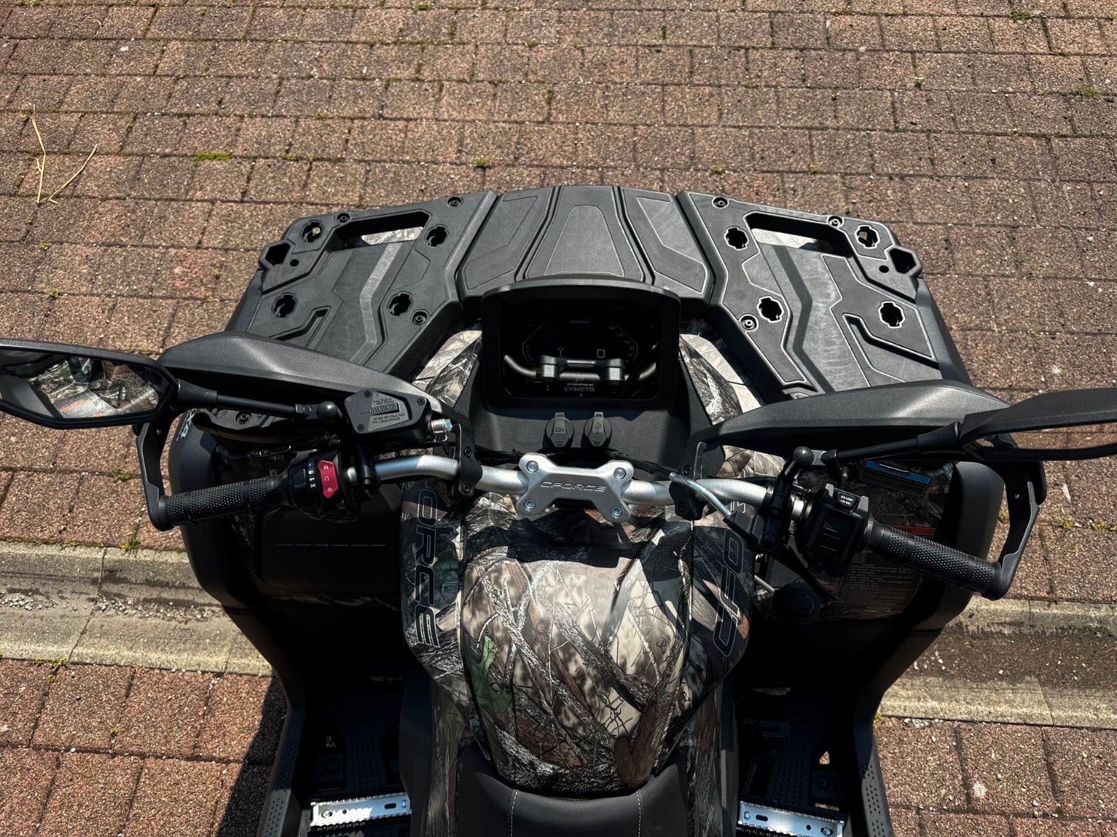 Fahrzeugabbildung CFMOTO CFORCE 1000 Touring ABS KOFFER AHK