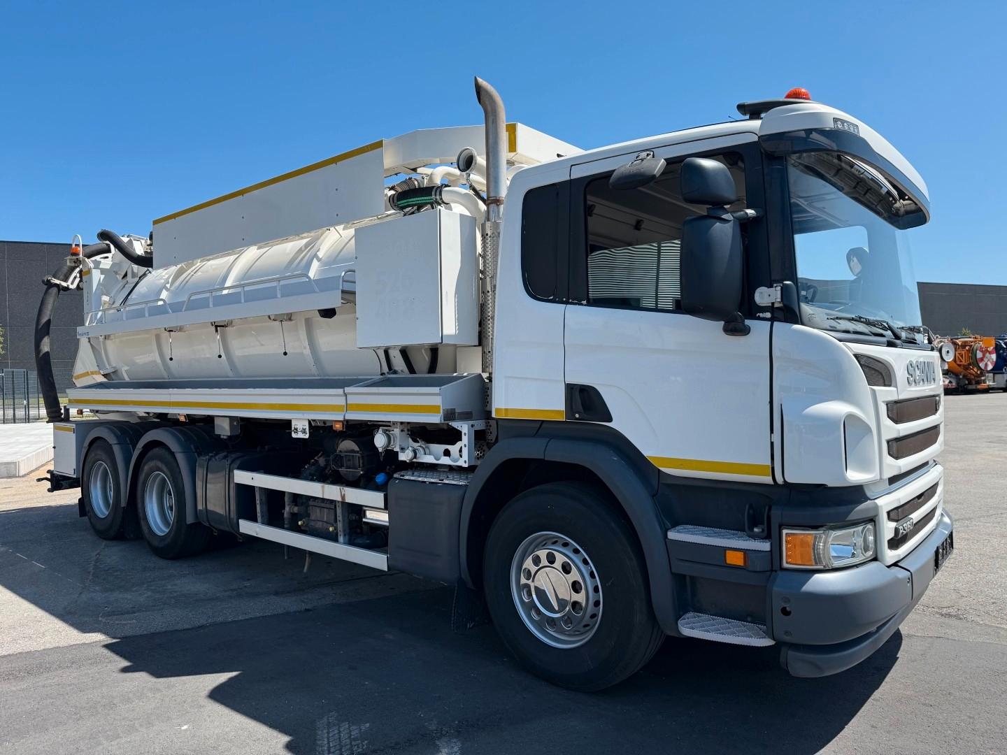 Scania P360 6x4 Hvidtved Larsen Flexline 312 Euro 6