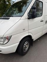 Mercedes-Benz Mercedes sprinter 313 ex Rettungswagen - Mercedes-Benz Sprinter aus 2003: Van