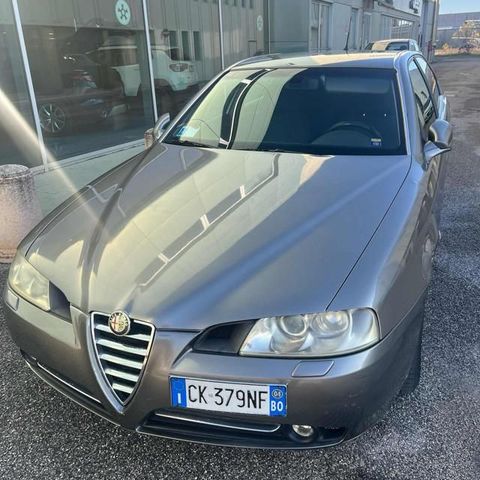 Alfa Romeo ALFA ROMEO 166 2.4 JTD cat Distinctive