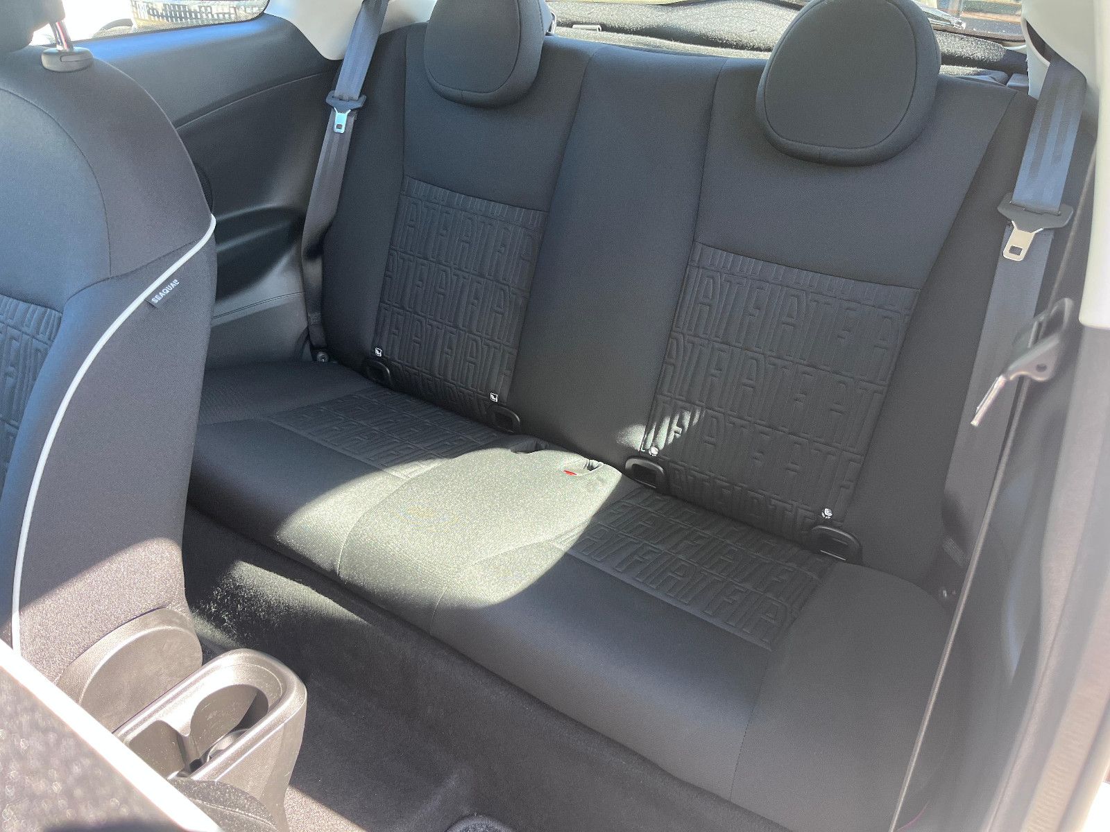 Fahrzeugabbildung Fiat 500E