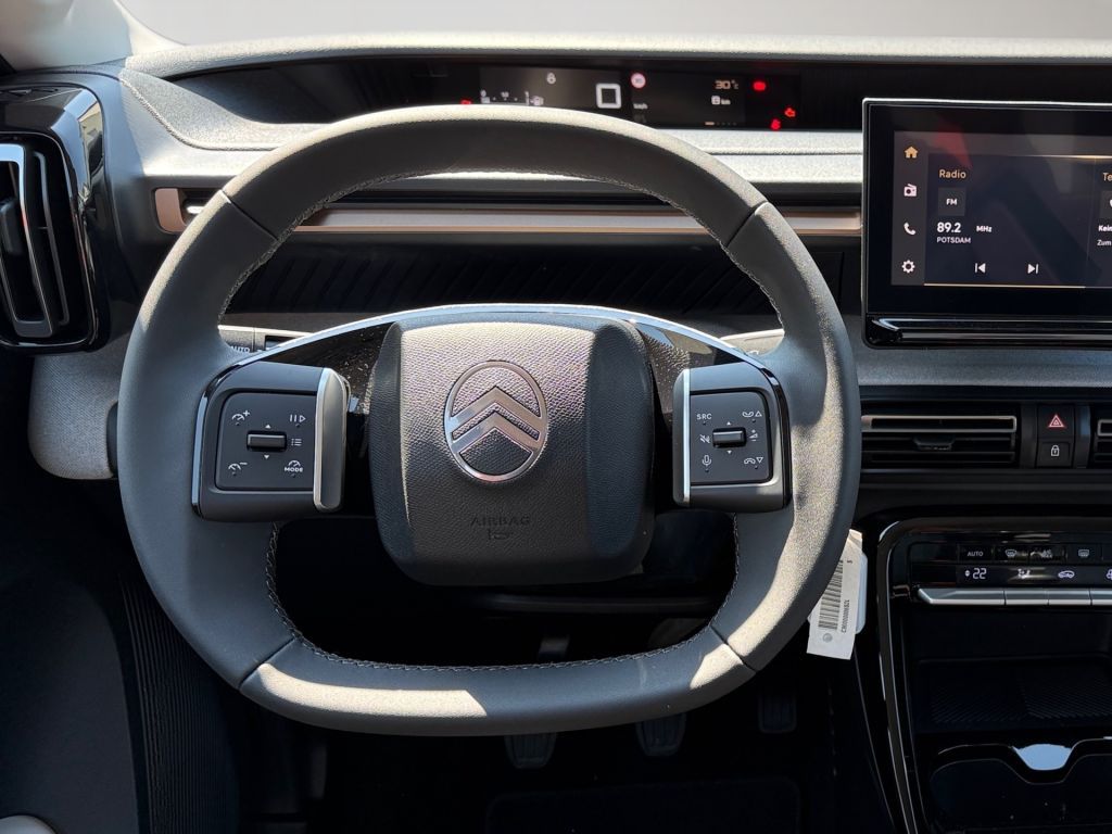 Fahrzeugabbildung Citroën C3 Aircross Turbo 100 PLUS 7-Sitzer
