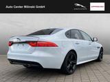 Jaguar XF 25t R-Sport Blackp TFT Meridian LED Totwinkel - Jaguar XF mit Benzin-Antrieb: Limousine
