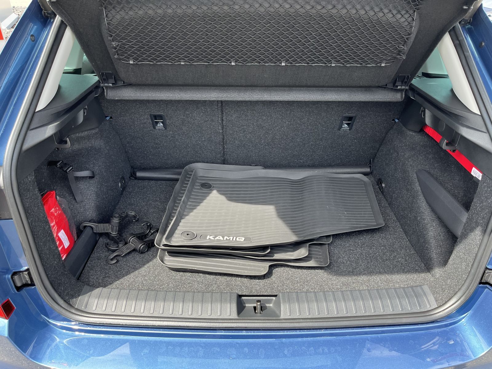Fahrzeugabbildung SKODA Kamiq 1.0 MT "Clever" CNG Kam.,el.Heckkl.uvm