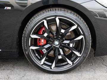 صورة 10 لـ 2025 BMW M240I