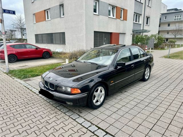 BMW 523i Limousine *TÜV NEU, SERVICE NEU*