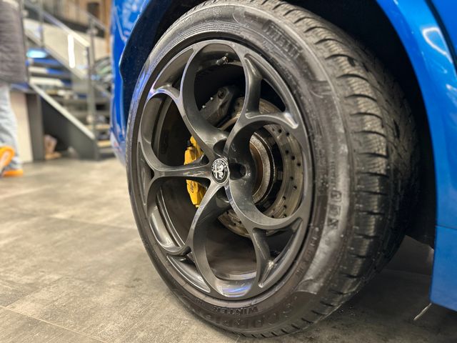 Alfa Romeo Stelvio Quadrifoglio Q4*AppleCarPlayAndroidAuto