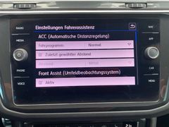 Fahrzeugabbildung Volkswagen Tiguan 2,0 TDI IQ.DRIVE ACC AHK Navi 7xAssistent