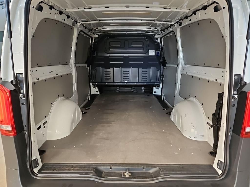 Fahrzeugabbildung Mercedes-Benz Vito 114 Kasten Extralang LED-ILS AHK 2xST SHZ
