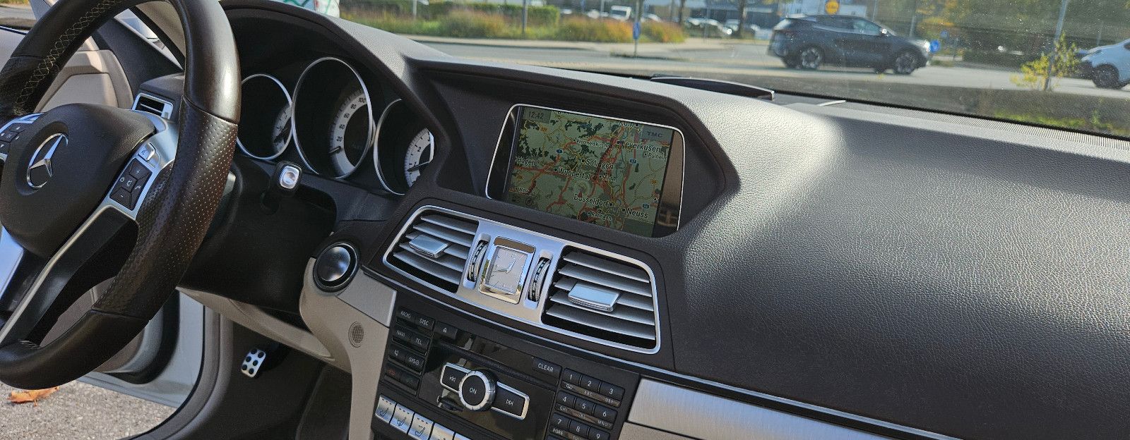 MERCEDES-BENZ E 500 Cabrio AMG Paket 360° V8 A207 Facelift