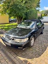 Saab Charmantes Saab 9-3 Cabrio schwarz - gebrauchte Saab 45725 aus dem Jahr 2002