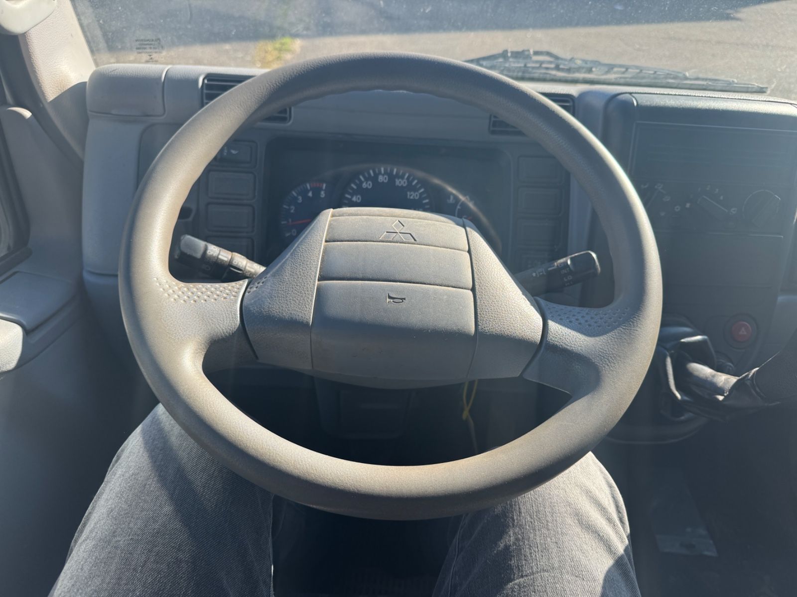 Fahrzeugabbildung Mitsubishi Canter Fuso