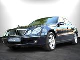 Mercedes-Benz E 220CDI AUTOMTK/STANDHZ/KLIMA/AHK/PDC/GARANTIE - Mercedes-Benz E 220 aus 2005