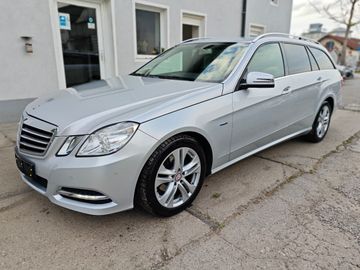 Mercedes E 200 - 5