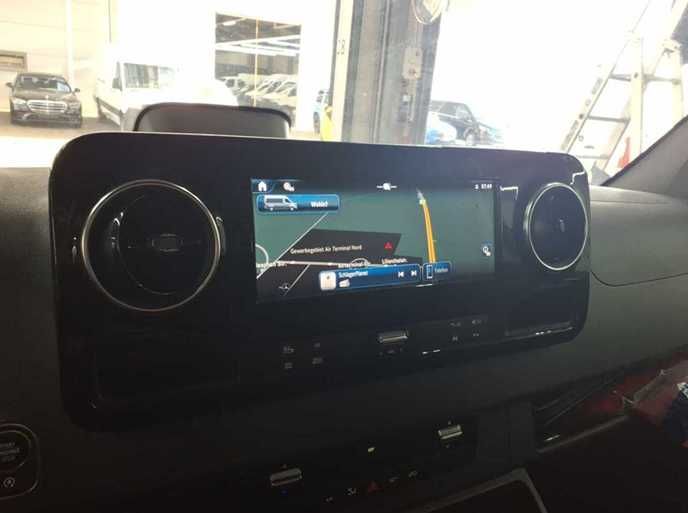 Fahrzeugabbildung Mercedes-Benz Sprinter 317 Kasten PRO L4H2 XXL 360° MOPF Navi