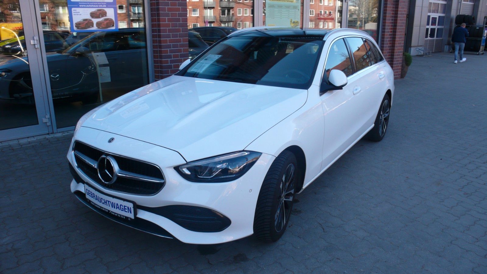 Mercedes-Benz C 300e T Avantgarde Plug-in-Hybrid Autom. Ganzja imagem 2