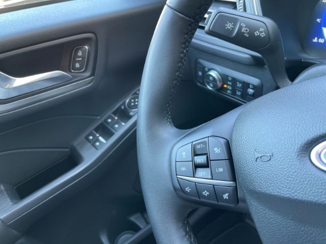Fahrzeugabbildung Ford Kuga 2.5 Duratec Plug-in-Hybrid Titanium, Autom.
