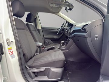 Volkswagen T-Cross - 12