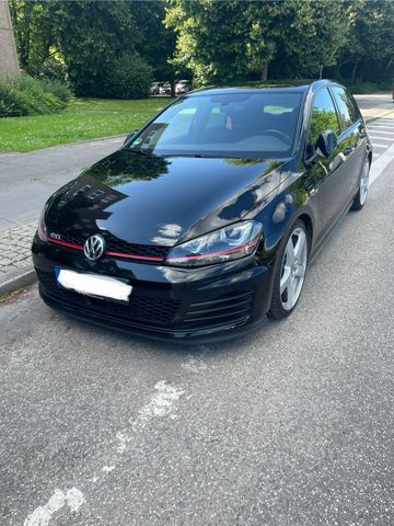 Volkswagen Golf 7 GTI