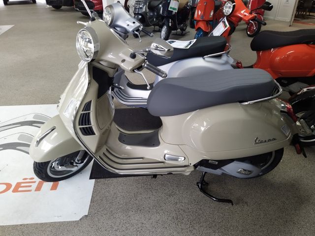 Vespa GTS 125 E5 + Beige Avvolgente