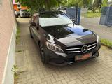Mercedes-Benz C 200 Kombi Avantgarde Pano/ HUD/ AHK/ Carbon - Mercedes-Benz C 200 mit Diesel-Antrieb: Schiebedach, Kombi