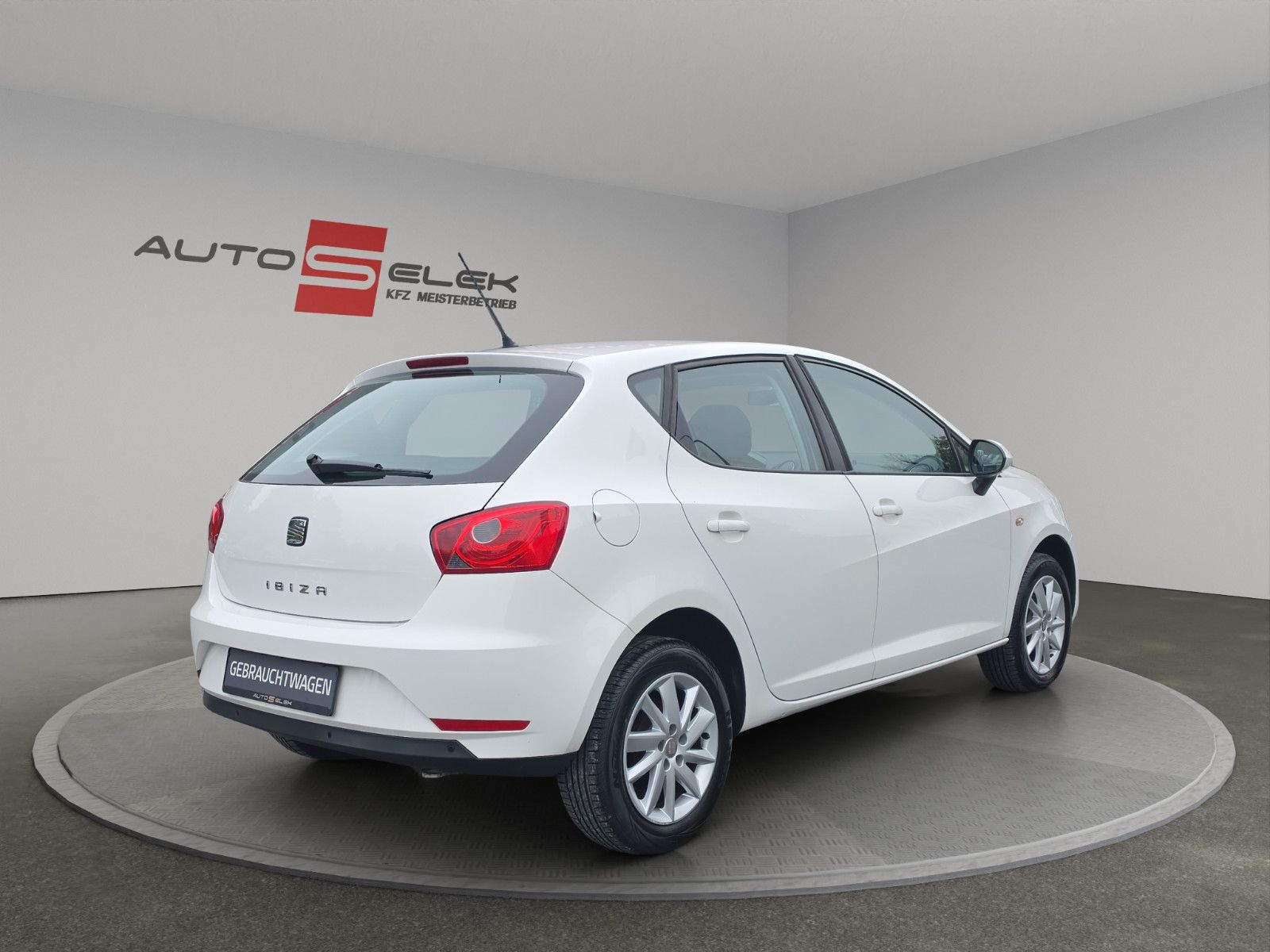 Fahrzeugabbildung SEAT Ibiza Lim. Style Viva TÜV SERVICE NEU