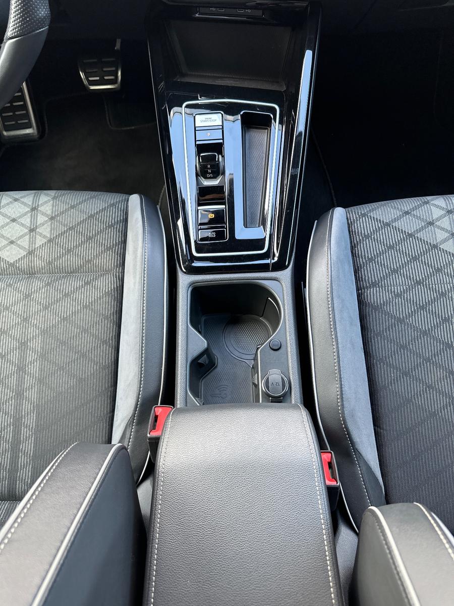 Volkswagen Golf Variant R-Line NAV+LED+AHK+KAMERA+ACC, миниатюра 18