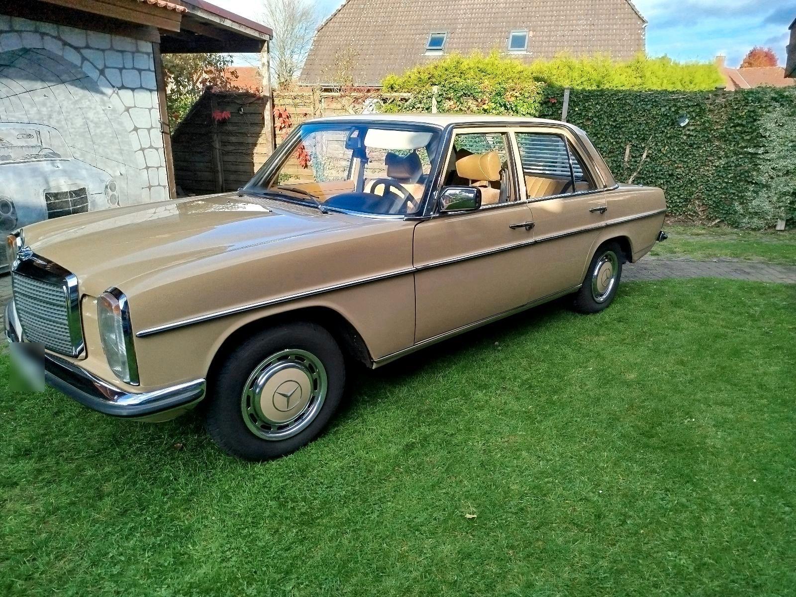 Mercedes-Benz 200