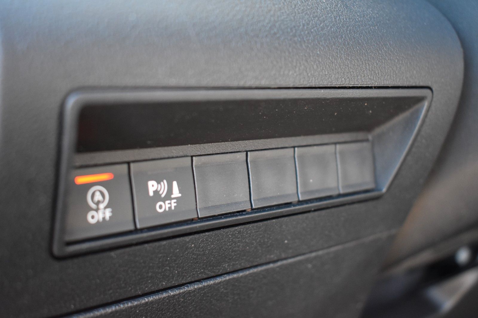 Fahrzeugabbildung Peugeot Partner Pro L2 /PDC/Schiebetür/Anhänger/Klima