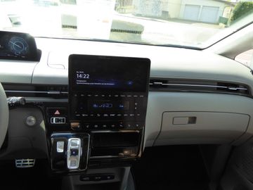 Hyundai STARIA 1.6 T-GDI HEV Signature