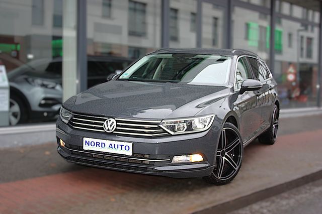 VW Passat Variant 2.0Tdi  Autom ACCTemp/Pdc/Sitzhzg