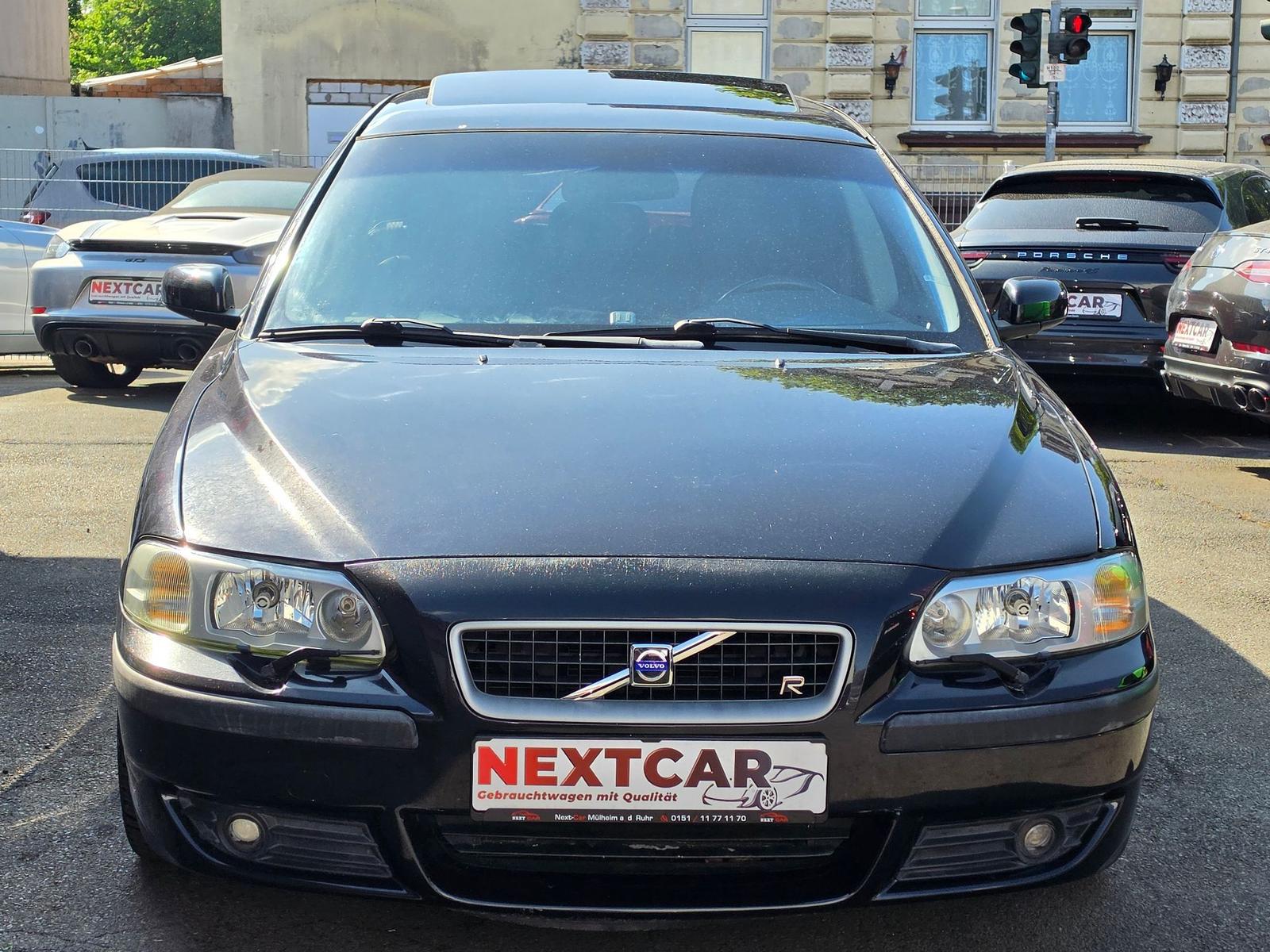 VOLVO V70 - R GEARTRONIC - CUIR - AUTO - 299 CV