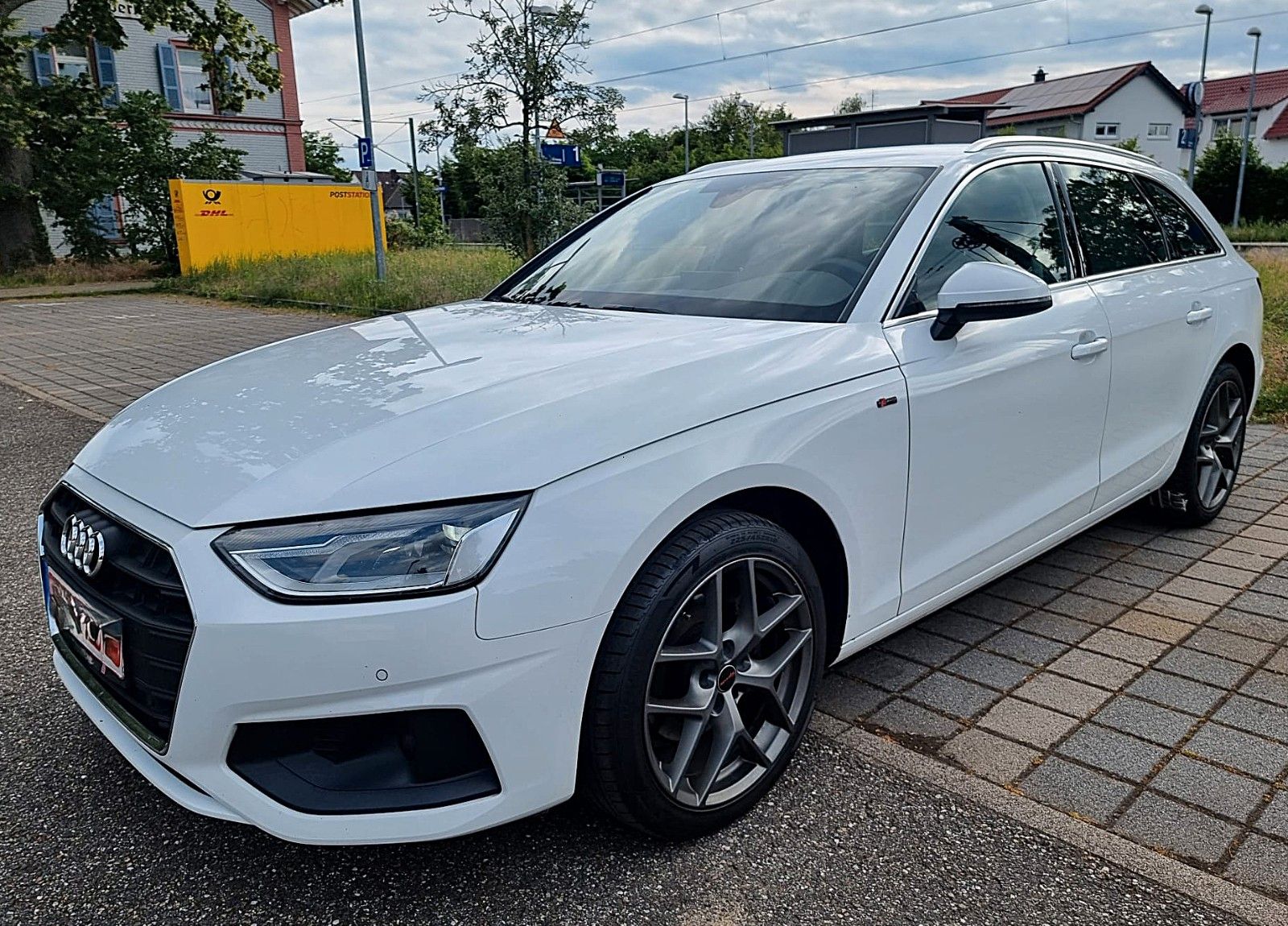 Audi A4 - 1