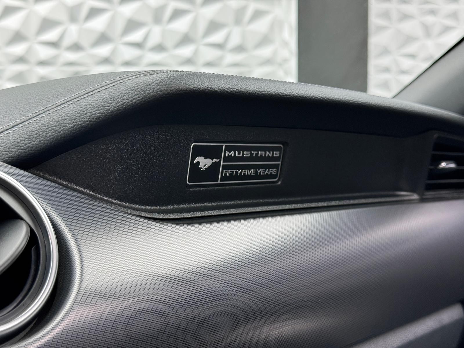 Fahrzeugabbildung Ford GT 5.0 CONVERTIBLE/B&O/KLAPPEN-AGA/55YEARS-EDIT